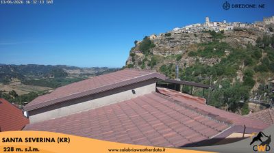 immagine della webcam nei dintorni di Petronà: webcam Santa Severina