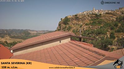 immagine della webcam nei dintorni di Petronà: webcam Santa Severina