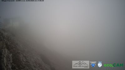 immagine della webcam nei dintorni di Ferrara di Monte Baldo: webcam Lessinia