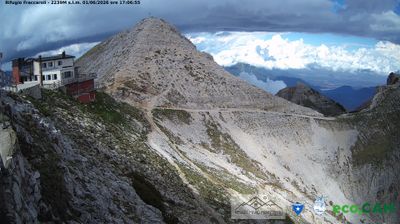 immagine della webcam nei dintorni di Passo delle Fittanze: webcam Lessinia