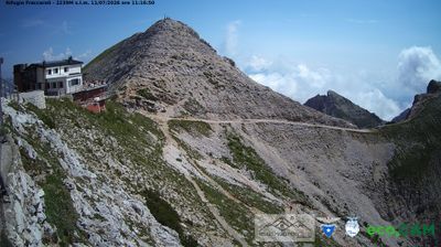 immagine della webcam nei dintorni di Rifugio Campogrosso: webcam Lessinia
