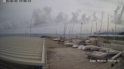 immagine della webcam nei dintorni di Arenzano: webcam Albisola Superiore
