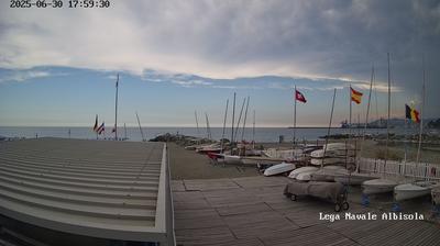 immagine della webcam nei dintorni di Savona: webcam Albisola Superiore