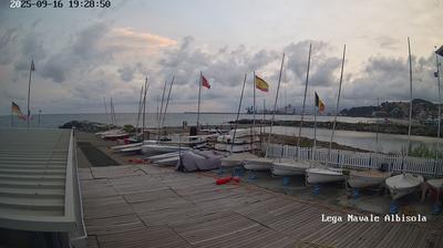 immagine della webcam nei dintorni di Arenzano: webcam Albisola Superiore