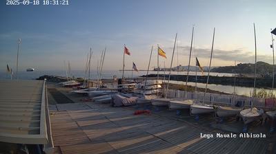 immagine della webcam nei dintorni di Celle Ligure: webcam Albisola Superiore