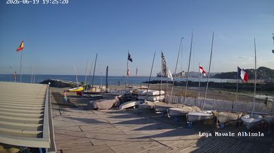 immagine della webcam nei dintorni di Bergeggi: webcam Albisola Superiore