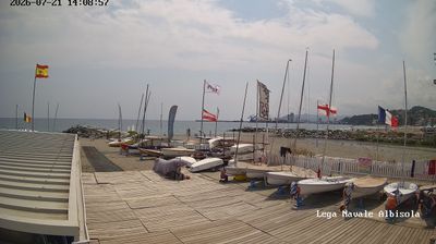 immagine della webcam nei dintorni di Cogoleto: webcam Albisola Superiore