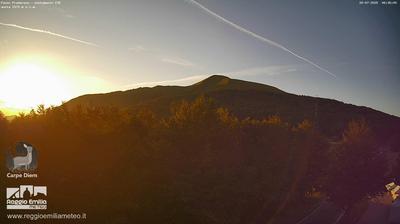 immagine della webcam nei dintorni di Monte Giogo: webcam Capanne di Sillano