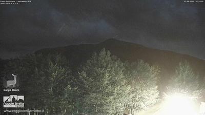 immagine della webcam nei dintorni di Prato Spilla: webcam Capanne di Sillano