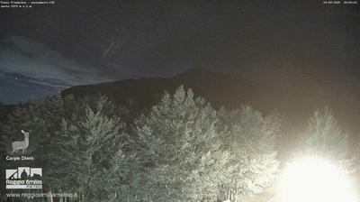 immagine della webcam nei dintorni di Castiglione di Garfagnana: webcam Capanne di Sillano