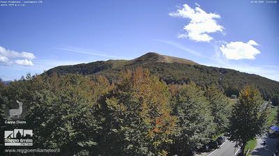 immagine della webcam nei dintorni di Comano: webcam Capanne di Sillano