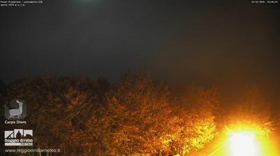 immagine della webcam nei dintorni di Monte Giogo: webcam Capanne di Sillano
