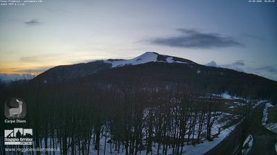 immagine della webcam nei dintorni di Prato Spilla: webcam Capanne di Sillano