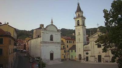 immagine della webcam nei dintorni di Sori: webcam Torriglia