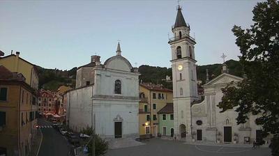 immagine della webcam nei dintorni di Favale di Malvaro: webcam Torriglia