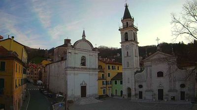 immagine della webcam nei dintorni di Brallo di Pregola: webcam Torriglia