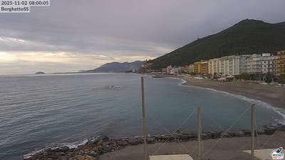 immagine della webcam nei dintorni di Aquila di Arroscia: webcam Giardini