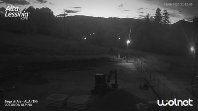 immagine della webcam nei dintorni di Lessinia: webcam Passo delle Fittanze
