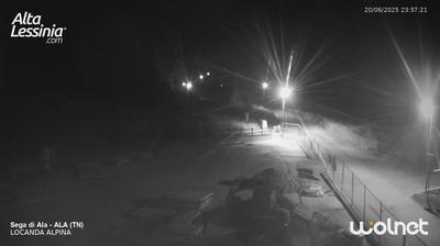 immagine della webcam nei dintorni di Erbezzo: webcam Passo delle Fittanze