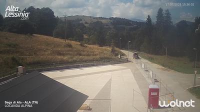 immagine della webcam nei dintorni di Brentonico: webcam Passo delle Fittanze