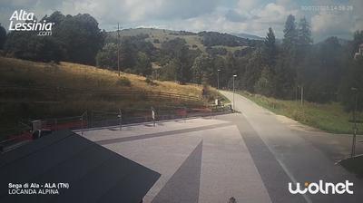 immagine della webcam nei dintorni di Ferrara di Monte Baldo: webcam Passo delle Fittanze