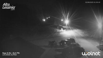 immagine della webcam nei dintorni di Avio: webcam Passo delle Fittanze