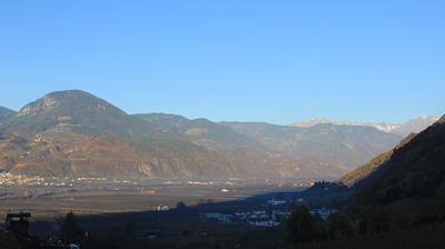 immagine della webcam nei dintorni di San Genesio Atesino: webcam Terlano