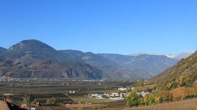 immagine della webcam nei dintorni di Caldaro sulla Strada del Vino: webcam Terlano
