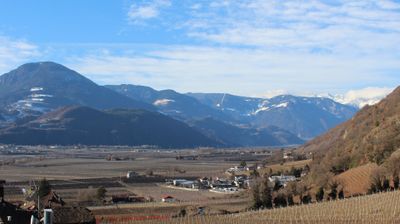 immagine della webcam nei dintorni di Altopiano di Vezzena: webcam Terlano