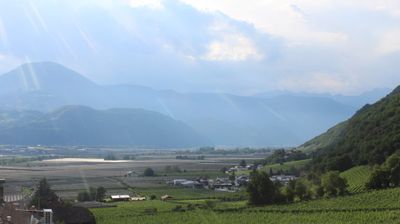 immagine della webcam nei dintorni di Altopiano di Vezzena: webcam Terlano