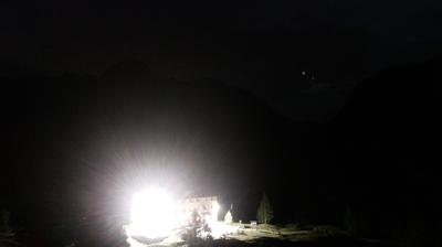 immagine della webcam nei dintorni di Mezzoldo: webcam Rifugio Calvi Laghi Gemelli
