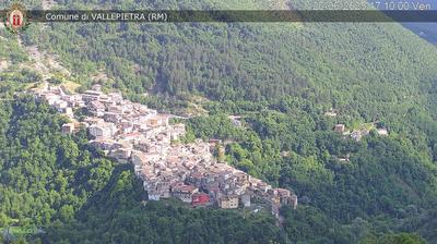 immagine della webcam nei dintorni di Civitella Roveto: webcam Vallepietra