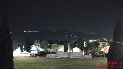 immagine della webcam nei dintorni di Castelli: webcam Teramo