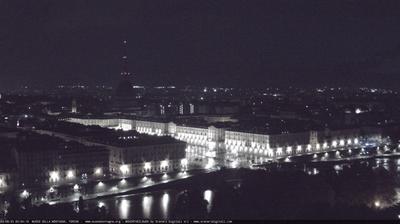 immagine della webcam nei dintorni di San Paolo Solbrito: webcam Torino