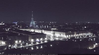 immagine della webcam nei dintorni di Cerreto d'Asti: webcam Torino