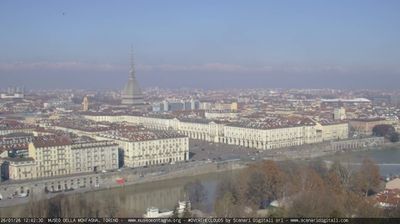 immagine della webcam nei dintorni di San Francesco al Campo: webcam Torino