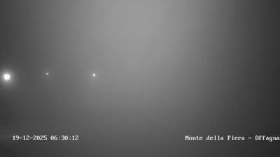 immagine della webcam nei dintorni di Porto Potenza Picena: webcam Offagna