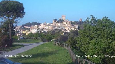 immagine della webcam nei dintorni di Numana: webcam Offagna