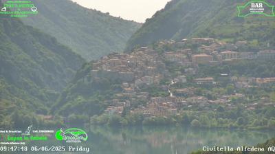 immagine della webcam nei dintorni di Castel di Sangro: webcam Civitella Alfedena