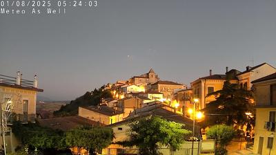 immagine della webcam nei dintorni di Castelluccio Valmaggiore: webcam Savignano Irpino