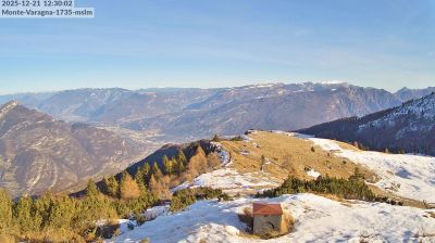 immagine della webcam nei dintorni di Nago-Torbole: webcam San Giacomo di Brentonico