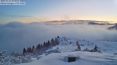 immagine della webcam nei dintorni di Brenzone sul Garda: webcam San Giacomo di Brentonico