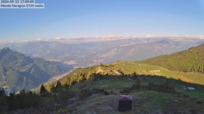 immagine della webcam nei dintorni di Nago-Torbole: webcam San Giacomo di Brentonico