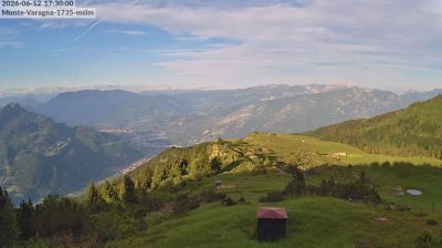 immagine della webcam nei dintorni di Mori: webcam San Giacomo di Brentonico