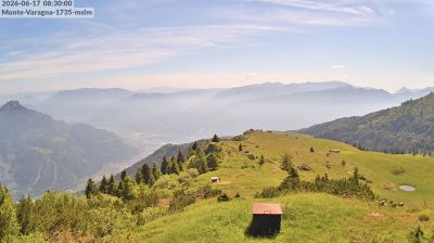 immagine della webcam nei dintorni di Brenzone sul Garda: webcam San Giacomo di Brentonico