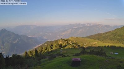 immagine della webcam nei dintorni di Brenzone sul Garda: webcam San Giacomo di Brentonico