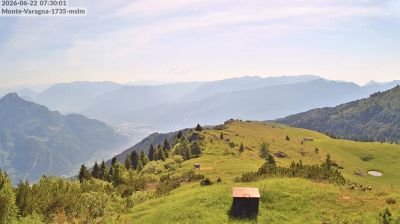 immagine della webcam nei dintorni di Brenzone sul Garda: webcam San Giacomo di Brentonico