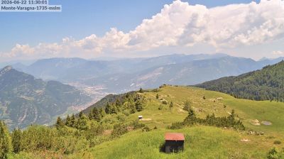 immagine della webcam nei dintorni di Brentonico: webcam San Giacomo di Brentonico