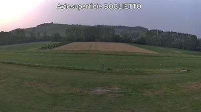 immagine della webcam nei dintorni di Bosia: webcam Costigliole d'Asti
