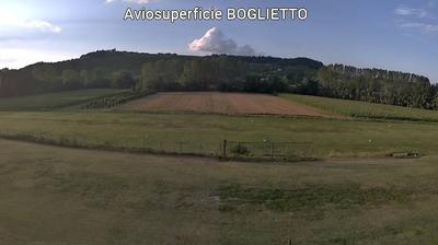 immagine della webcam nei dintorni di Cerreto d'Asti: webcam Costigliole d'Asti